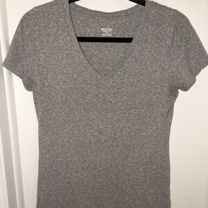 Mossimo Gray Fitted Short Sleeve Tee